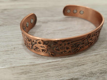 Load image into Gallery viewer, Thick Rose Thorne Pure Copper Magnetic Bangle