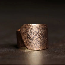 Load image into Gallery viewer, Hammered Hand Crafted Solid Adjustable Copper Ring