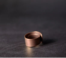 Load image into Gallery viewer, Hammered Hand Crafted Solid Adjustable Copper Ring