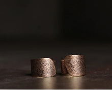 Load image into Gallery viewer, Hammered Hand Crafted Solid Adjustable Copper Ring