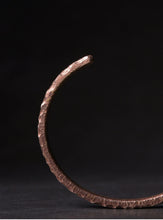 Load image into Gallery viewer, Rustic Hammered Solid Copper Bangle