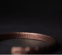 Load image into Gallery viewer, Rustic Hammered Solid Copper Bangle