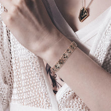 Load image into Gallery viewer, Vintage Cross Link 99.9% Pure Copper Strong Magnetic Pain Relief Bracelet