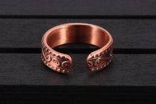 Load image into Gallery viewer, inside of the Vinci Vintage Magnetic Pure Copper Ring
