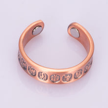 Load image into Gallery viewer, Close up of the top of the Vinci Vintage 12 Constellation Pure Copper Open Cuff Ring