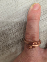 Load image into Gallery viewer, Sun &amp; Moon Pure Copper Ring
