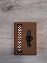 Load image into Gallery viewer, Vinci Linked Double Row Pure Copper Magnetic Therapy Bracelet
