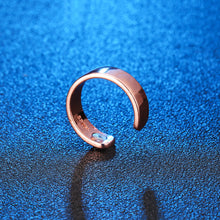 Load image into Gallery viewer, upright view of Classic Unisex Copper Magnetic Ring
