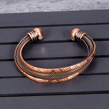 Load image into Gallery viewer, Vinci 3 Twisted Copper Bangle
